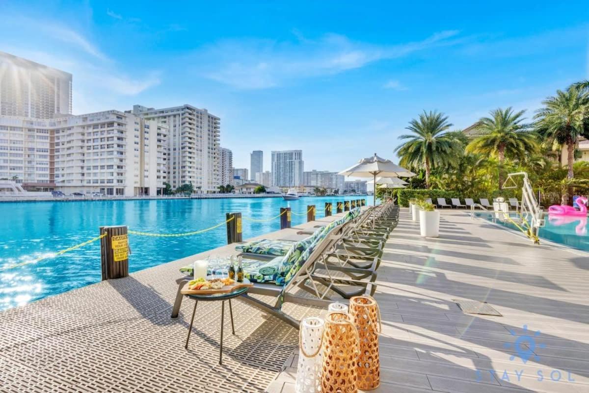 Balcony - Pool - Near Beach - Gym Hallandale Beach Exterior photo